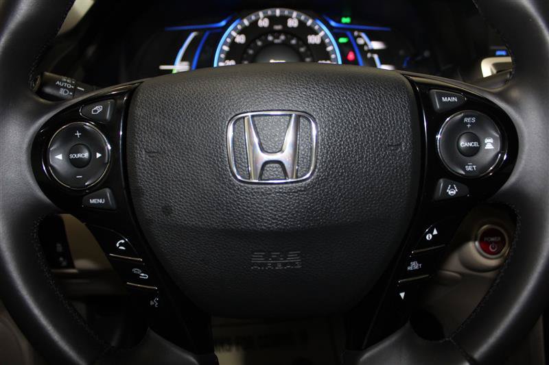 Used 2017 Honda Accord Touring image 17