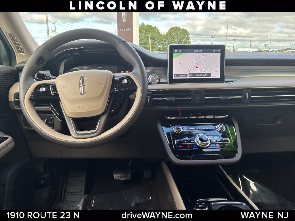 Certified 2022 Lincoln Corsair AWD w/ Equipment Group 101A image 24