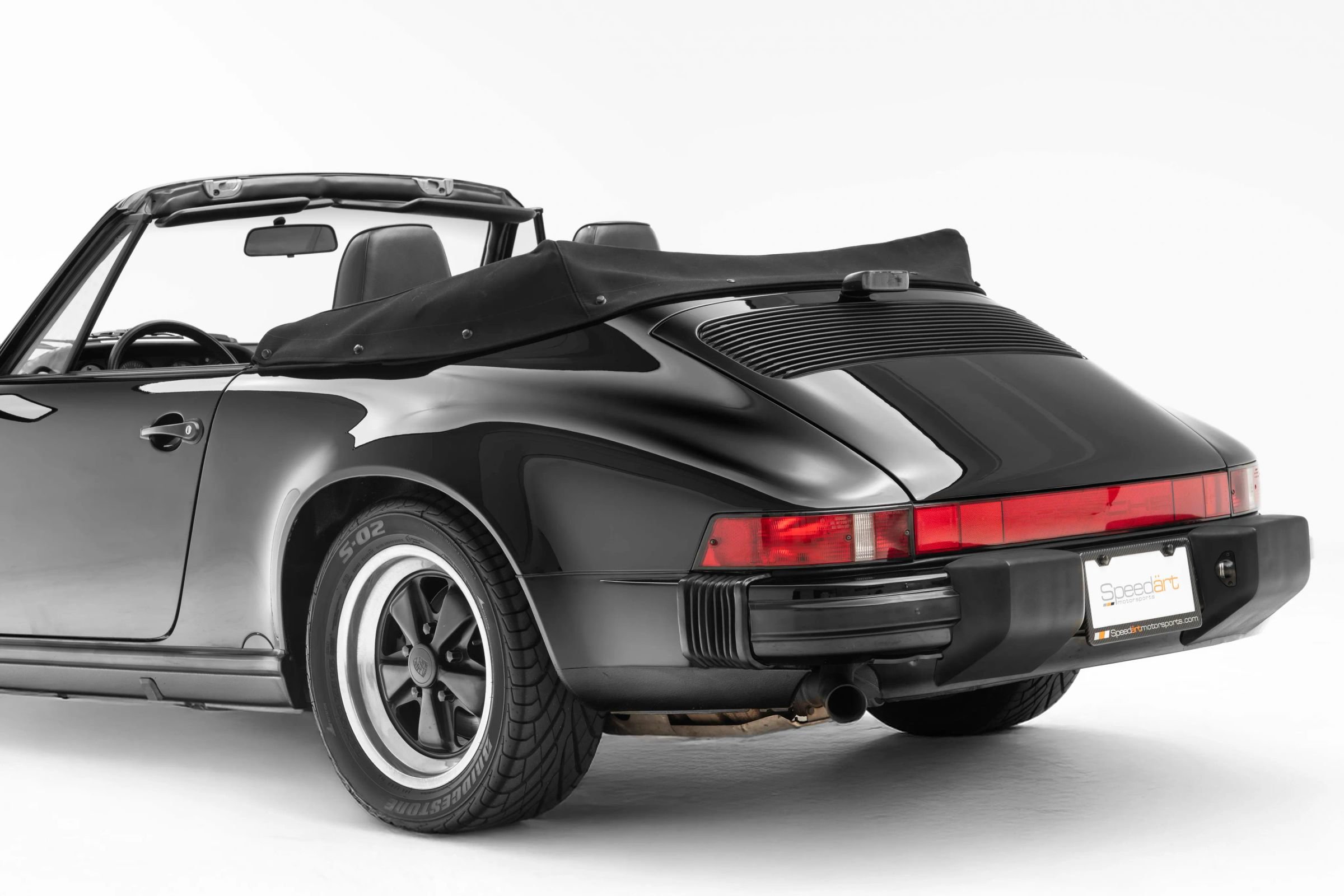 Used 1987 Porsche 911 Carrera RWD image 21