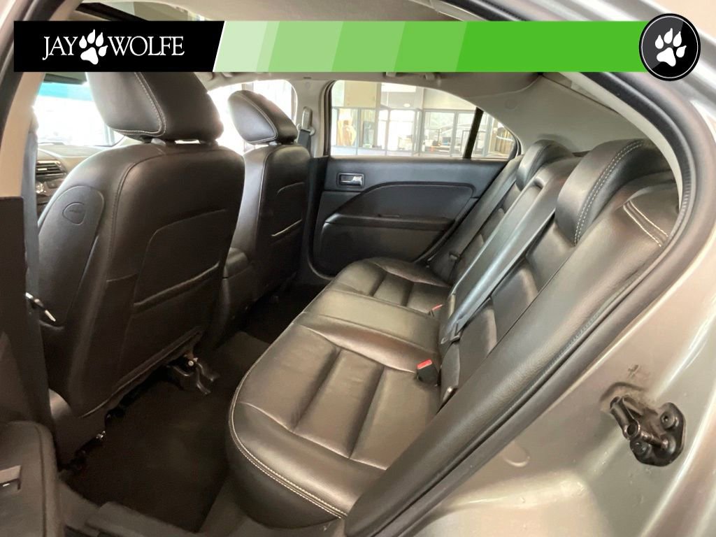 Used 2009 Ford Fusion SEL FWD image 19