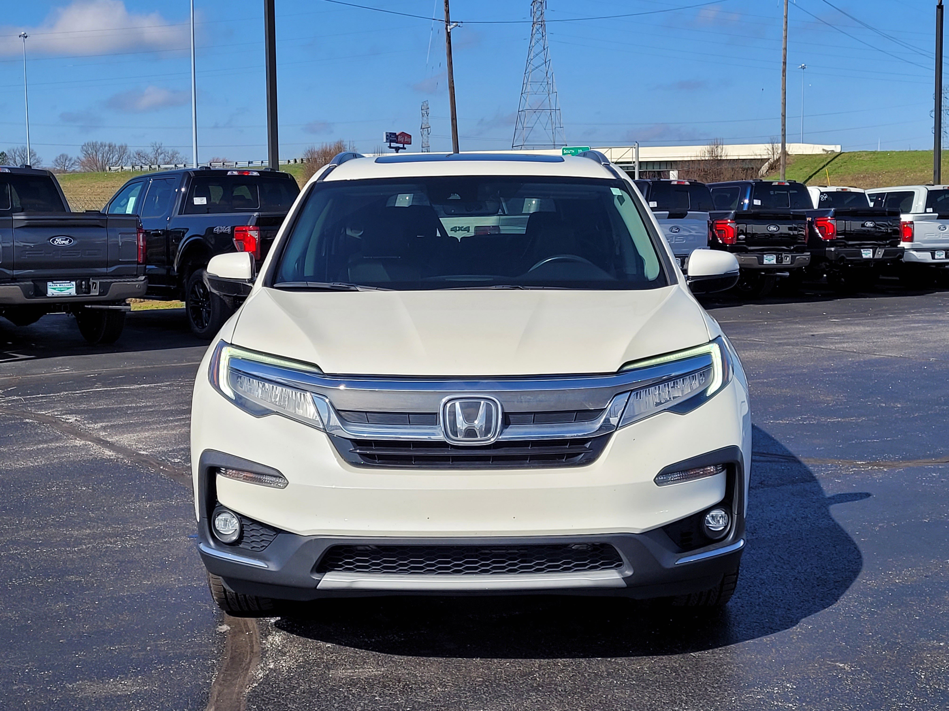 Used 2019 Honda Pilot Touring image 9