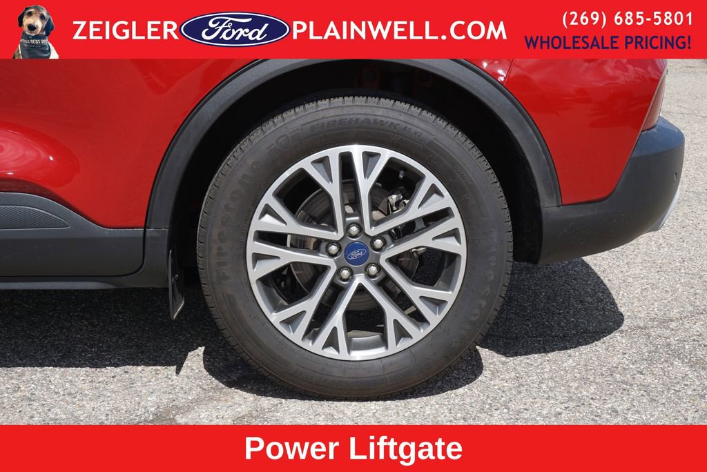 Used 2020 Ford Escape SEL FWD image 9