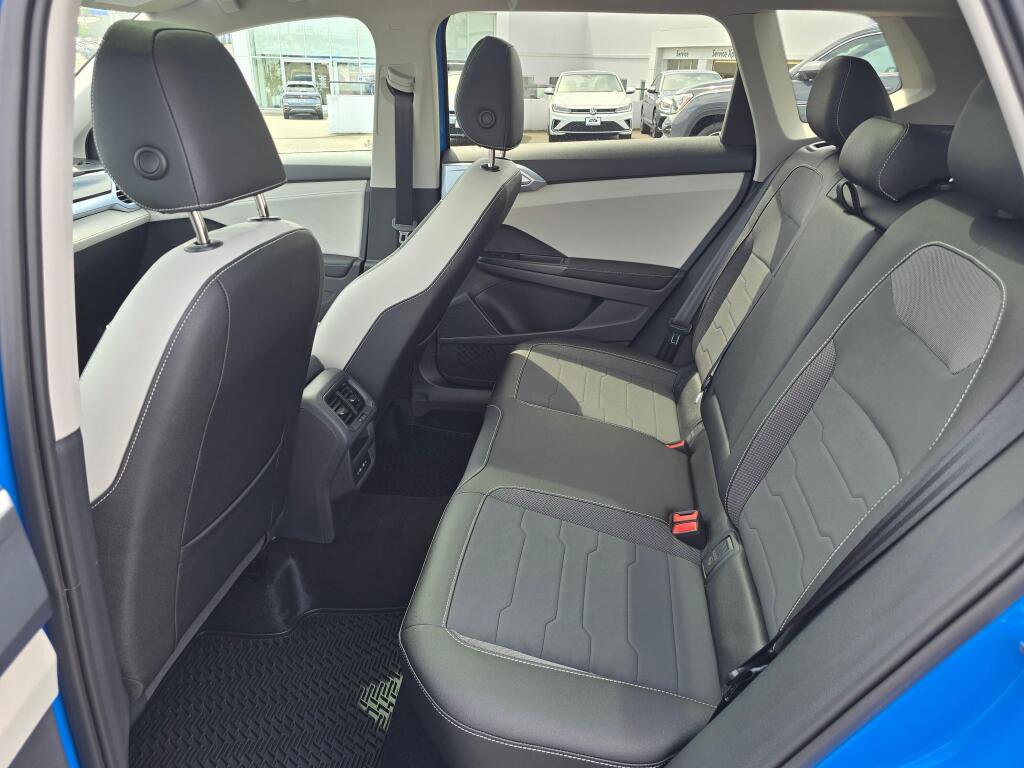 New 2026 Volkswagen Taos SE AWD/4WD image 38