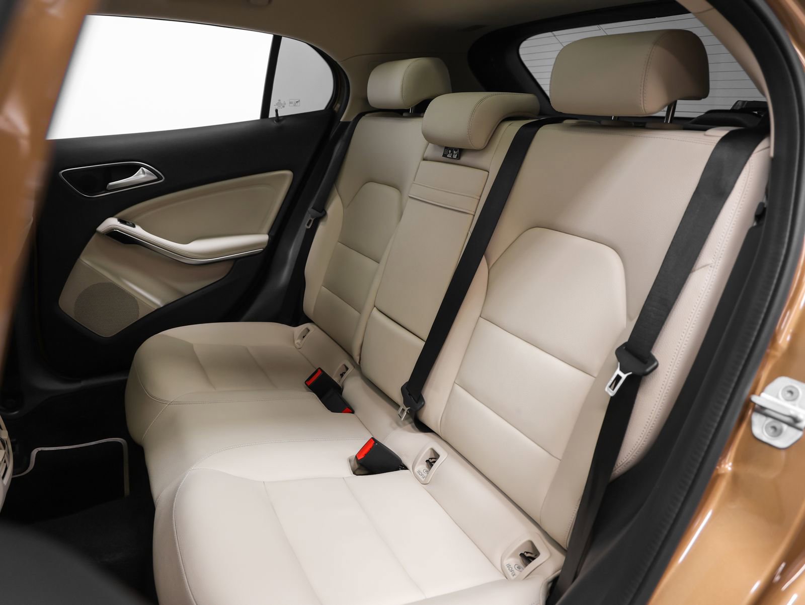 Used 2018 Mercedes-Benz GLA 250 4MATIC image 41