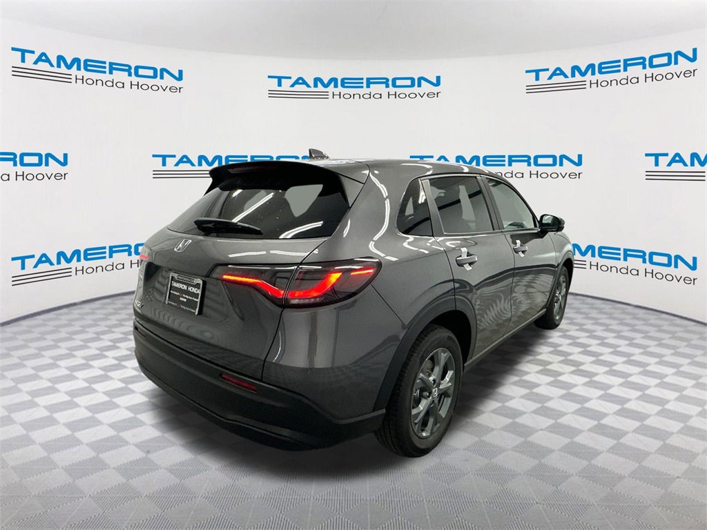 New 2026 Honda HR-V LX image 5