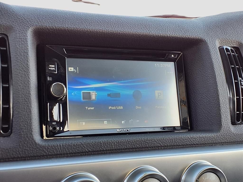 Used 2003 Chevrolet SSR w/ Preferred Equipment Group image 9