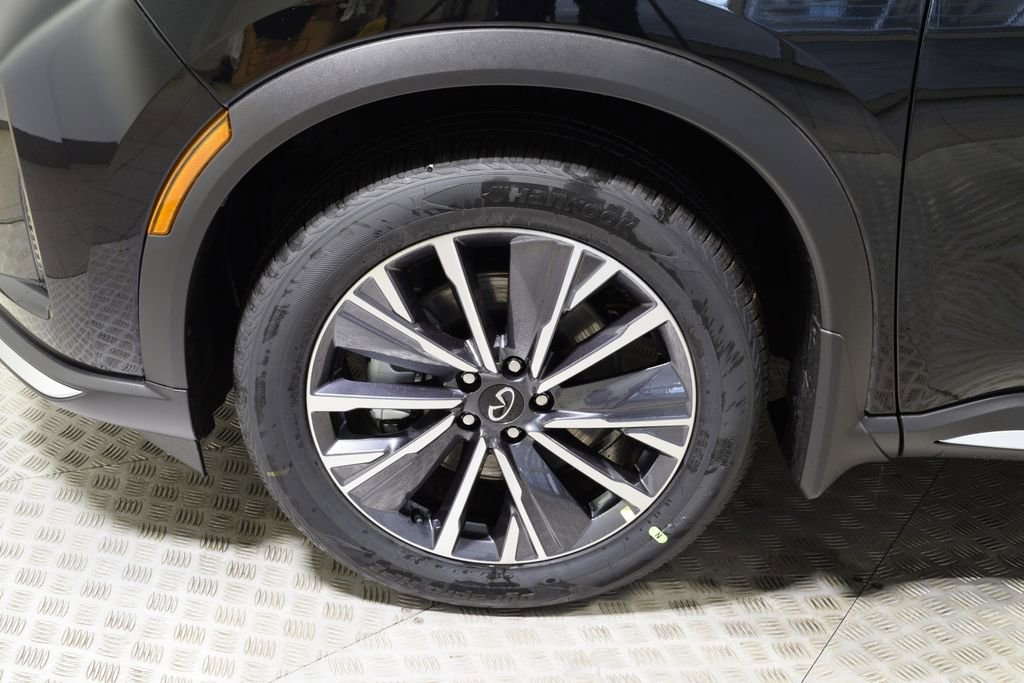 New 2026 INFINITI QX60 Luxe w/ Cargo Package AWD/4WD image 9