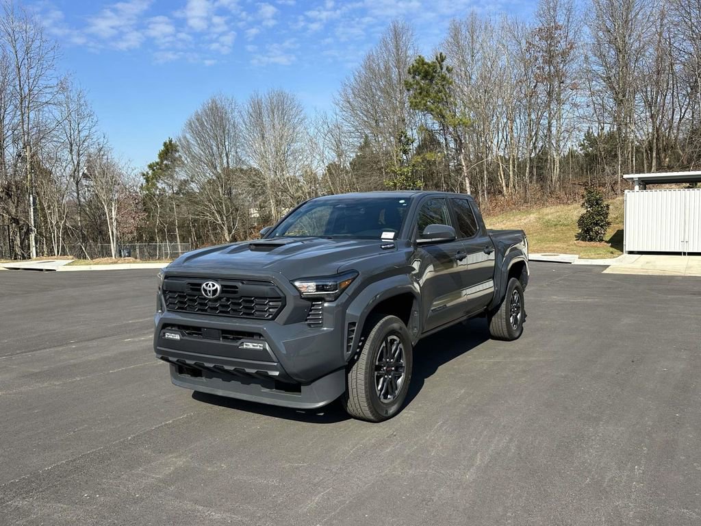Used 2024 Toyota Tacoma TRD Sport image 3