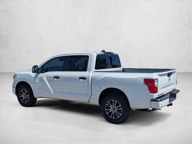 Used 2023 Nissan Titan SV w/ SV Convenience Package AWD/4WD image 7
