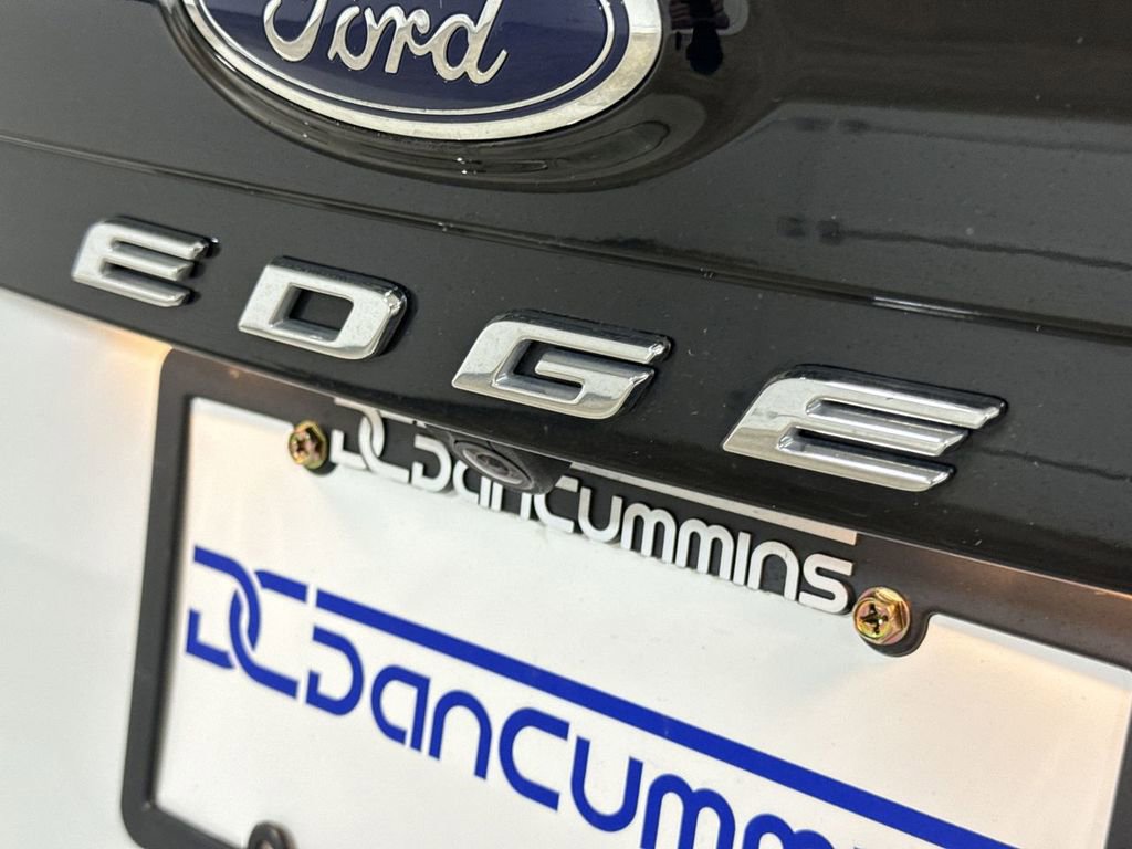 Used 2024 Ford Edge SEL image 25