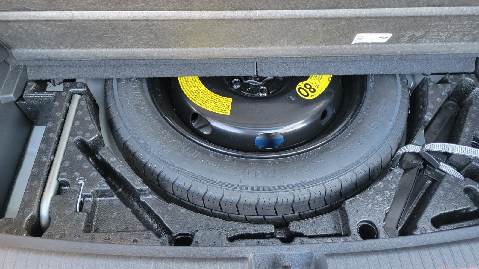 Certified 2024 Volkswagen Tiguan SE image 43