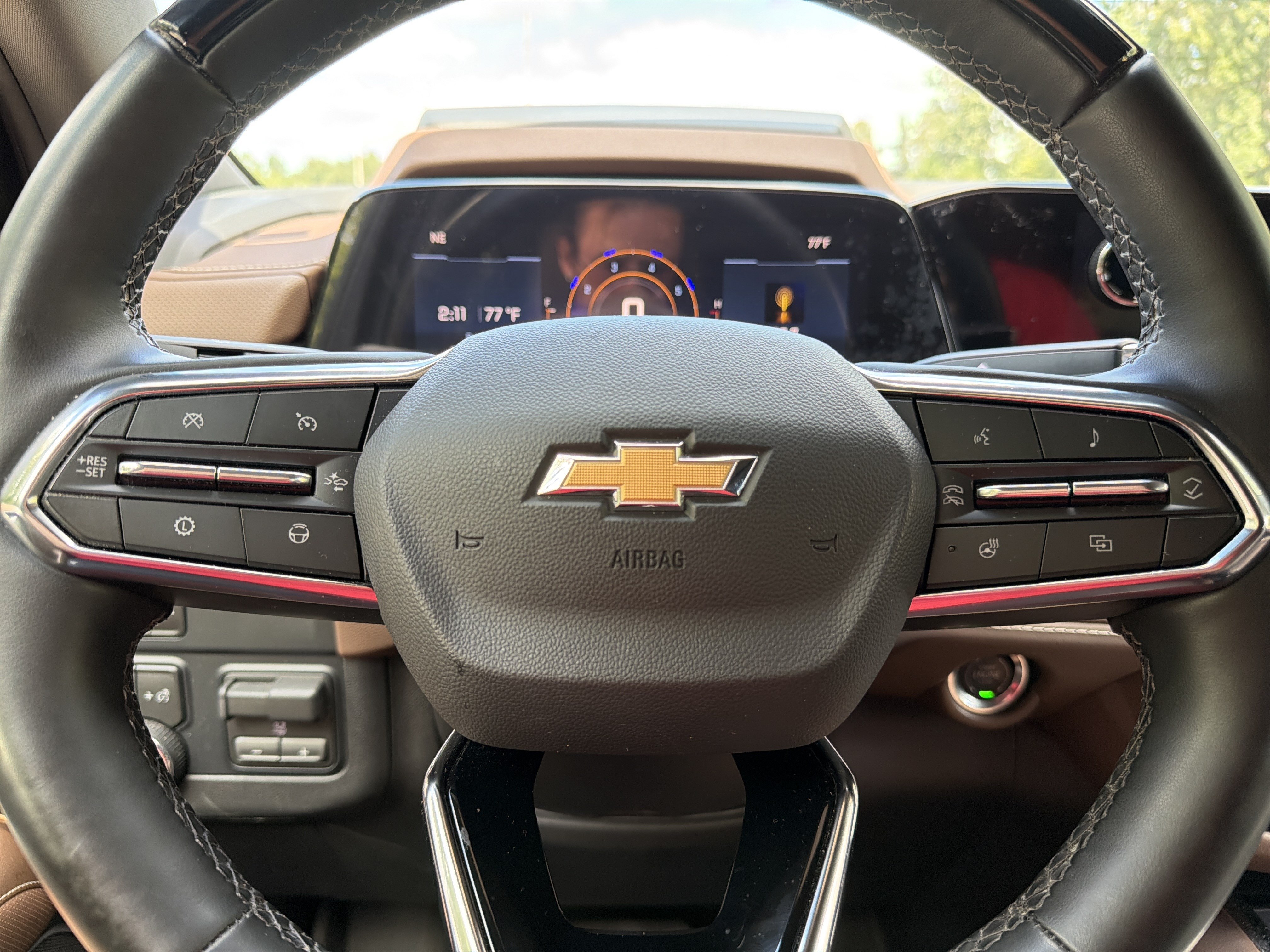Used 2026 Chevrolet Suburban High Country AWD/4WD image 10
