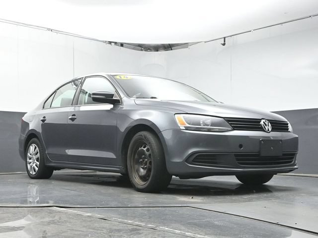 Used 2014 Volkswagen Jetta SE FWD image 32