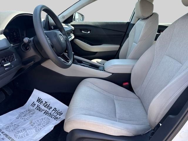 Used 2023 Honda Accord EX image 3