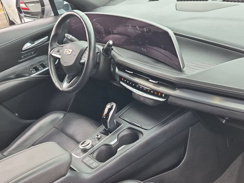 Used 2024 Cadillac XT4 Premium Luxury FWD image 29