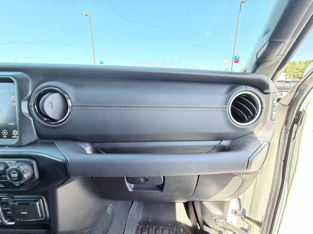 Used 2021 Jeep Wrangler Unlimited Sahara image 15