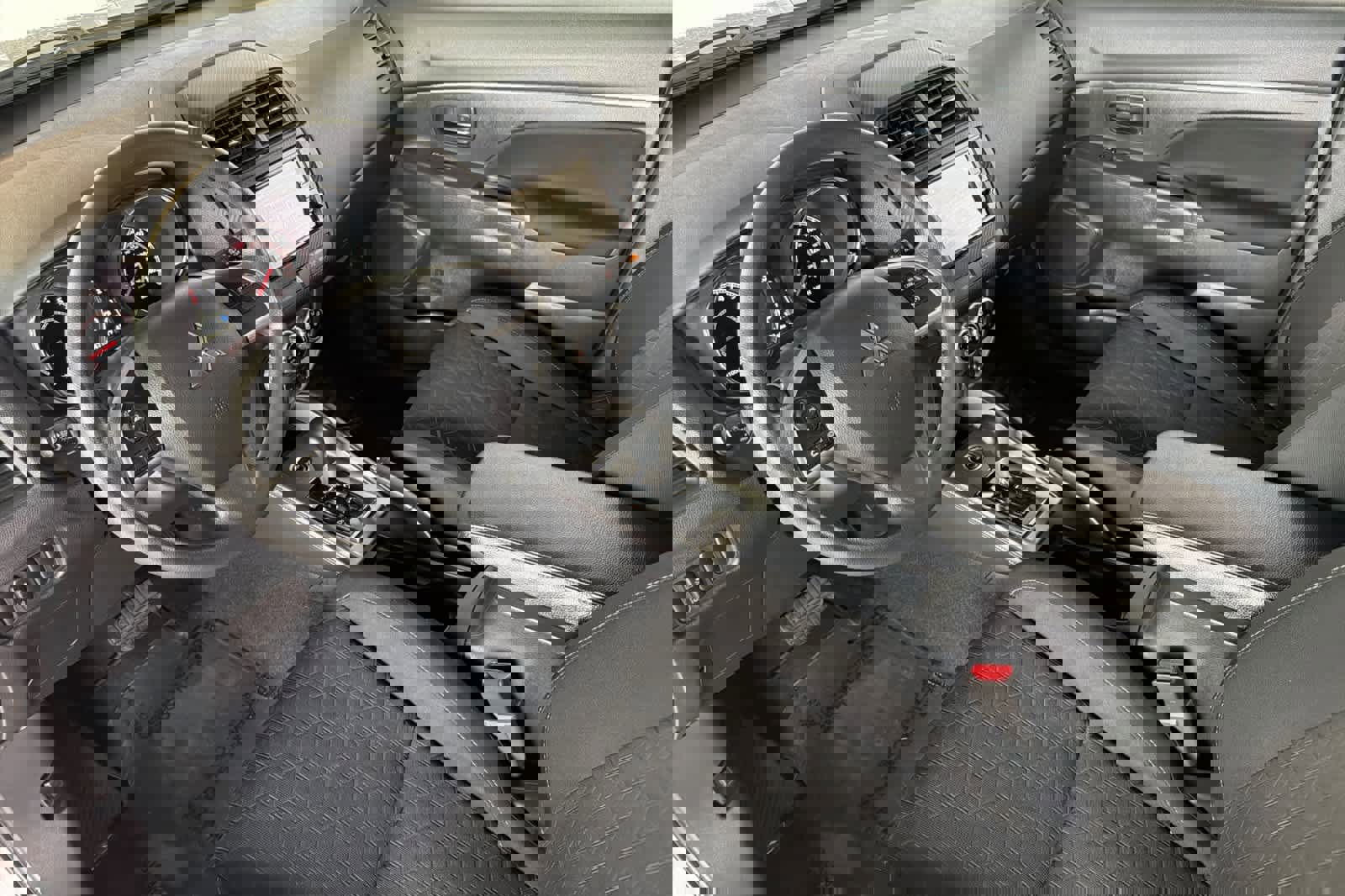 Used 2024 Mitsubishi Outlander Sport ES image 13