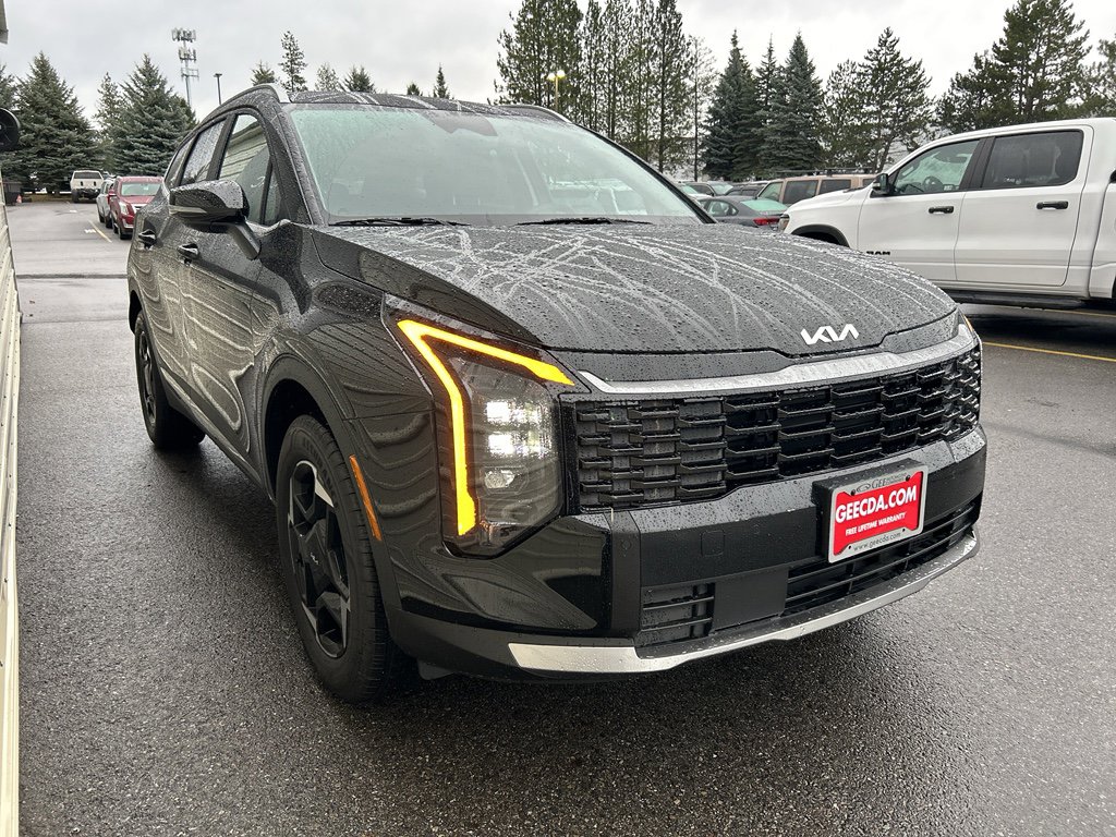 New 2026 Kia Sportage AWD Hybrid image 3