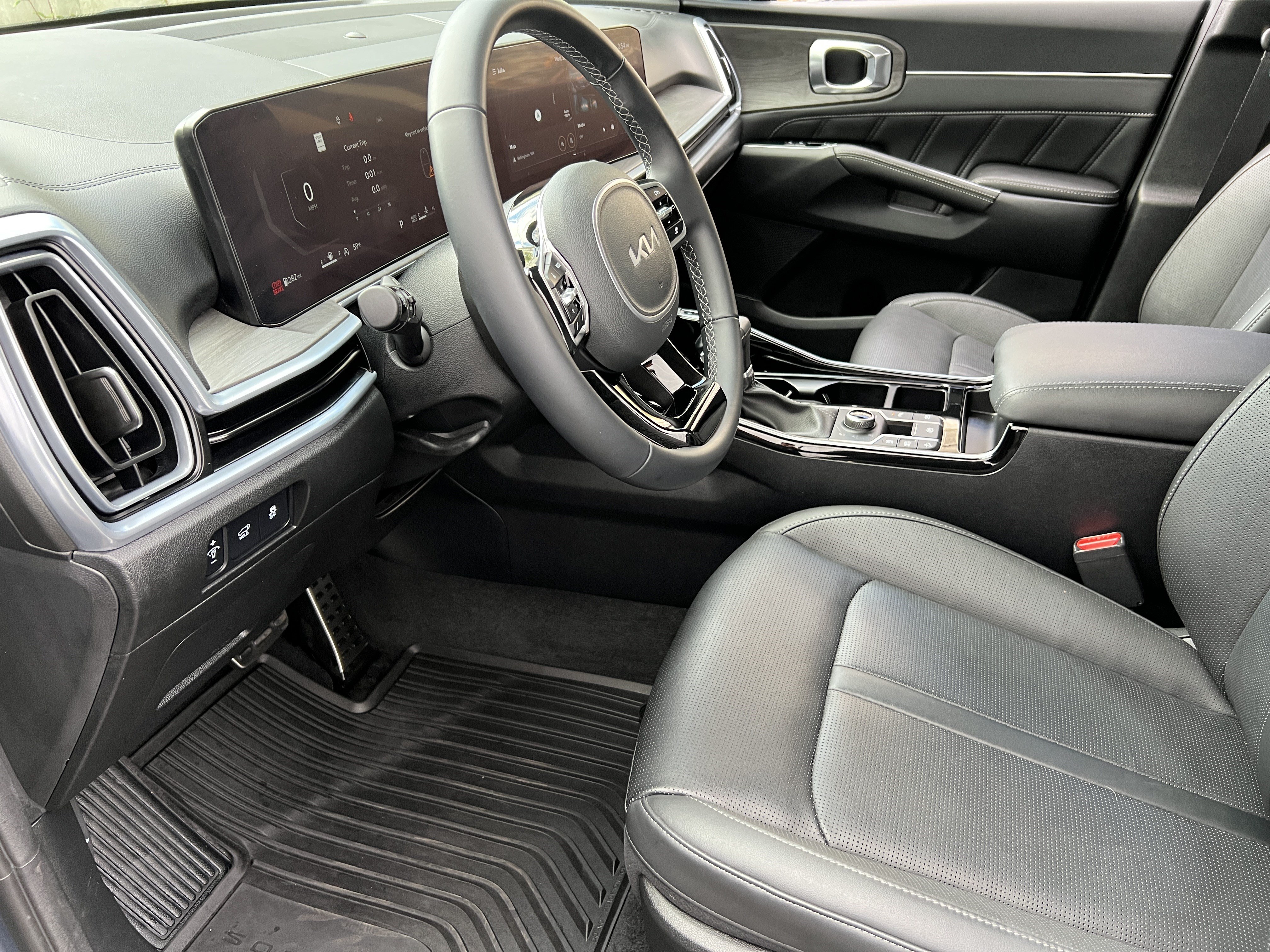 Used 2025 Kia Sorento SX AWD/4WD image 15