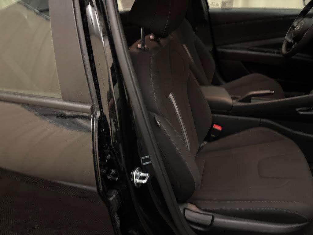 New 2026 Hyundai Elantra Sport FWD image 15