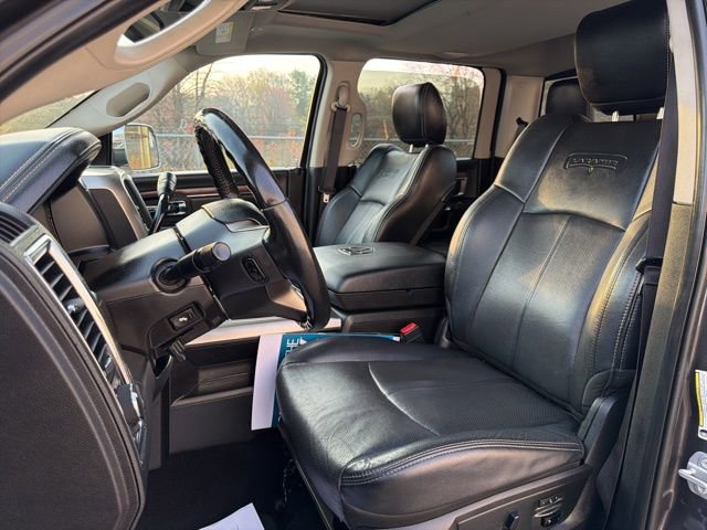 Used 2018 RAM 3500 Laramie image 23