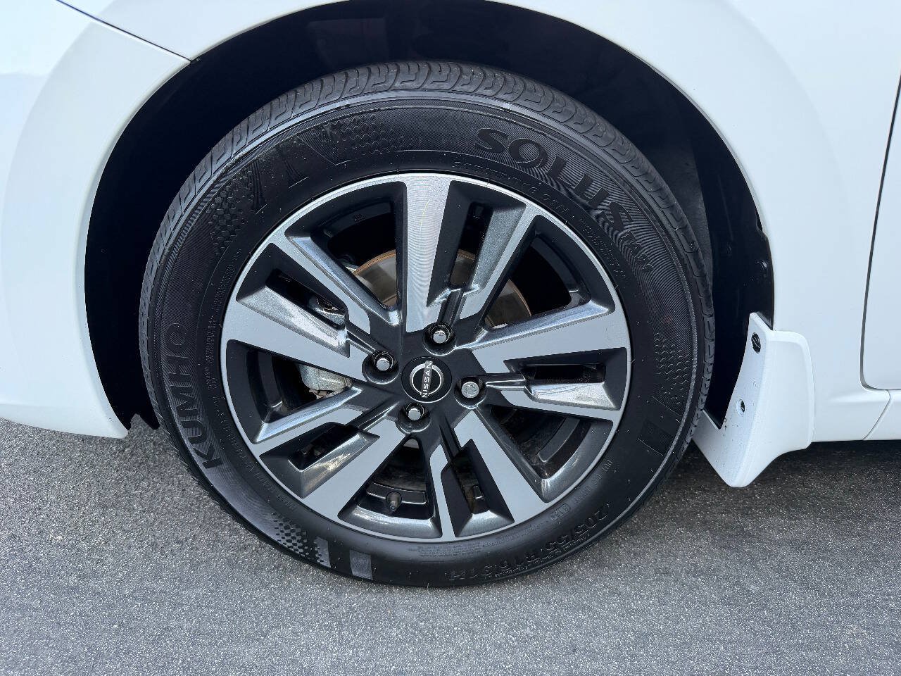 Used 2024 Nissan Versa S w/ S Plus Package FWD image 36