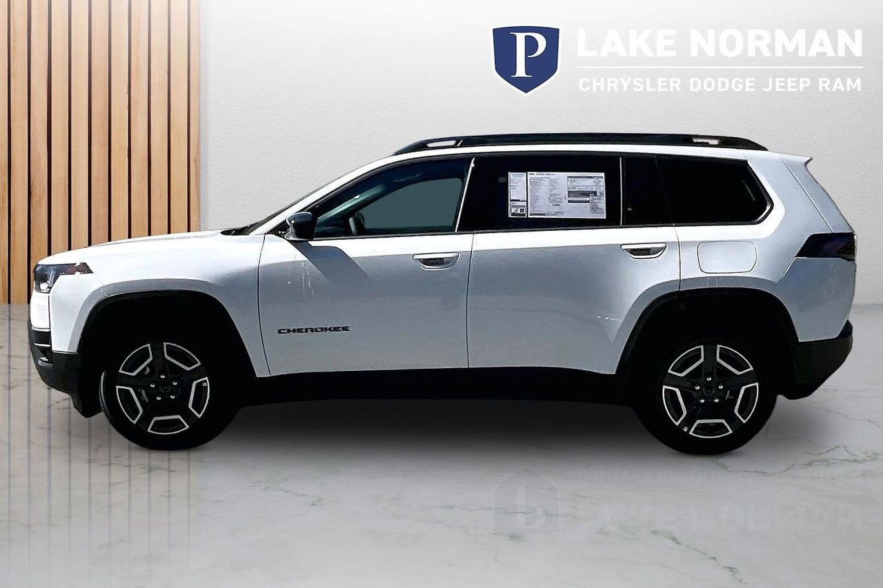 New 2026 Jeep Cherokee Laredo image 6