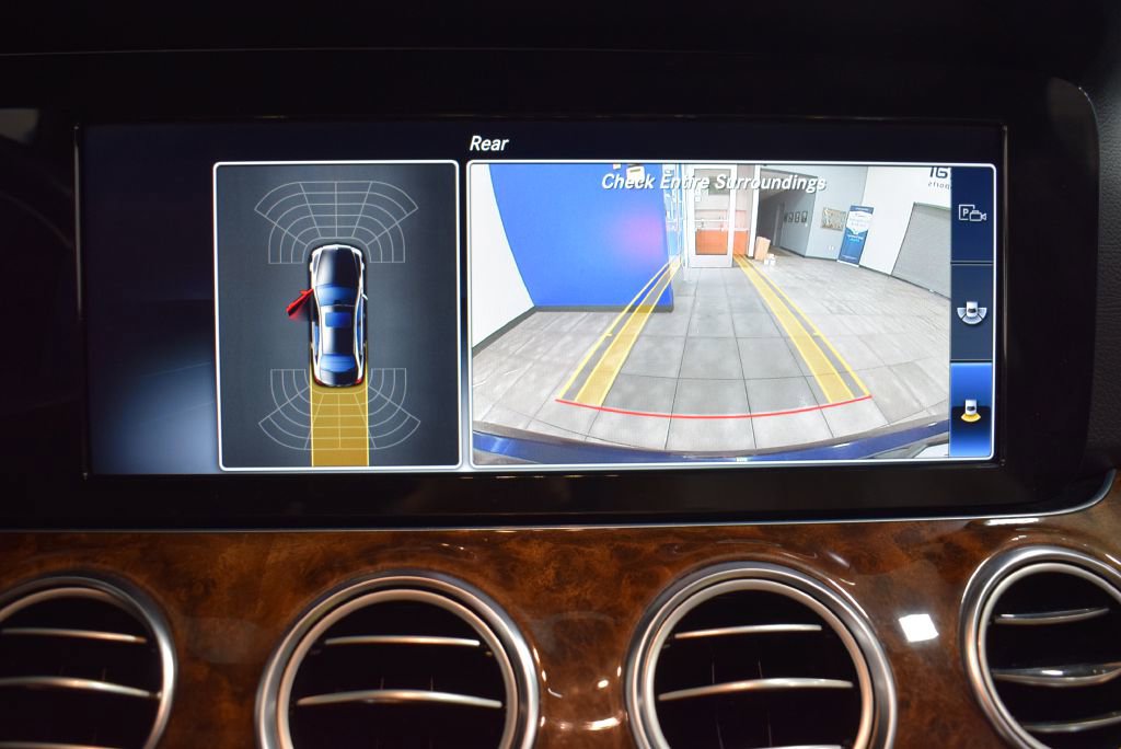 Used 2018 Mercedes-Benz E 300 w/ Premium 1 Package image 29