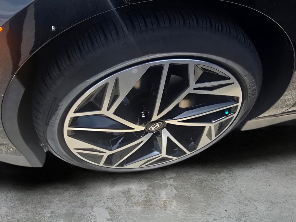 Used 2024 Hyundai Ioniq 6 SEL image 19