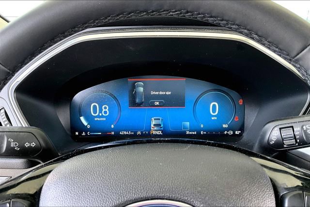 Used 2023 Ford Escape Platinum w/ Premium Technology Package AWD/4WD image 12