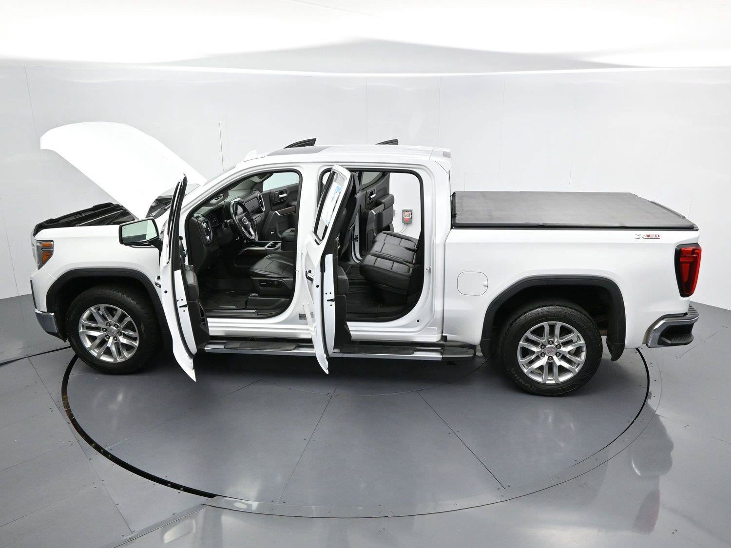 Used 2019 GMC Sierra 1500 SLT w/ SLT Premium Plus Package AWD/4WD image 44