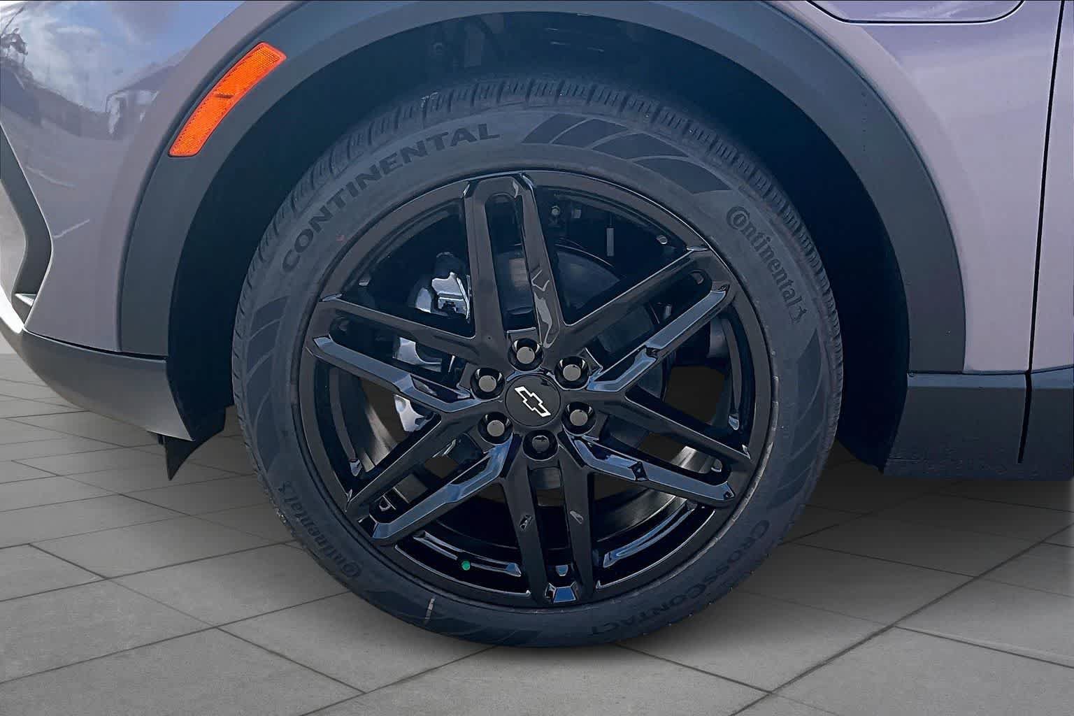 New 2026 Chevrolet Equinox EV LT w/ LPO, All-Weather Mat Package AWD/4WD image 12
