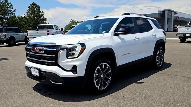 New 2027 GMC Terrain Elevation w/ Elevation Premium Package AWD/4WD image 4