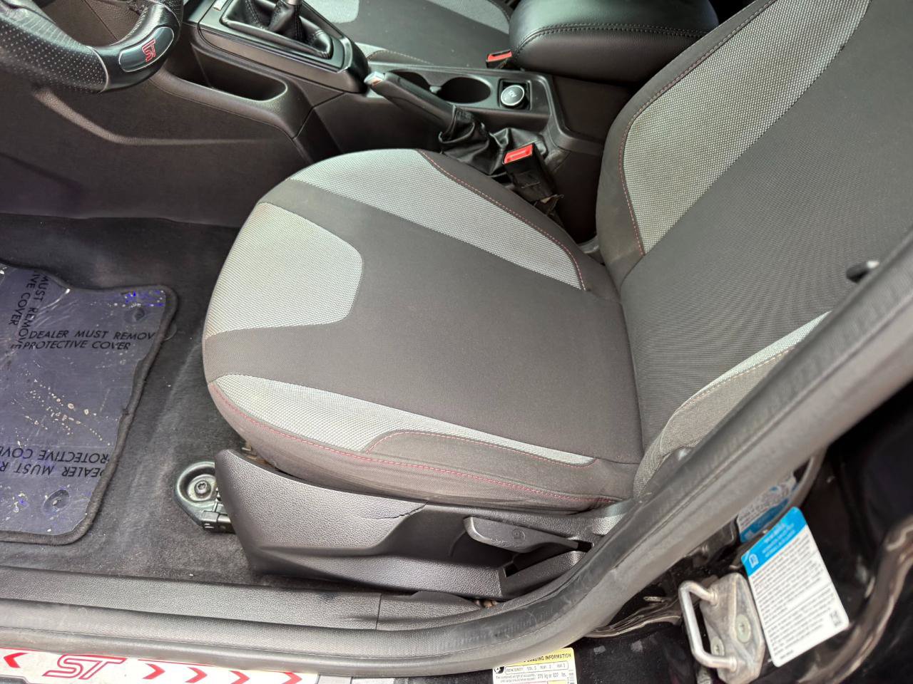 Used 2014 Ford Focus ST FWD image 29