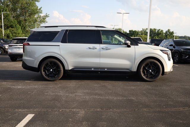 New 2026 Kia Carnival SX Prestige image 4