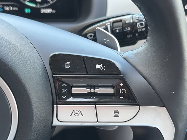 Certified 2022 Hyundai Tucson Limited AWD/4WD image 31