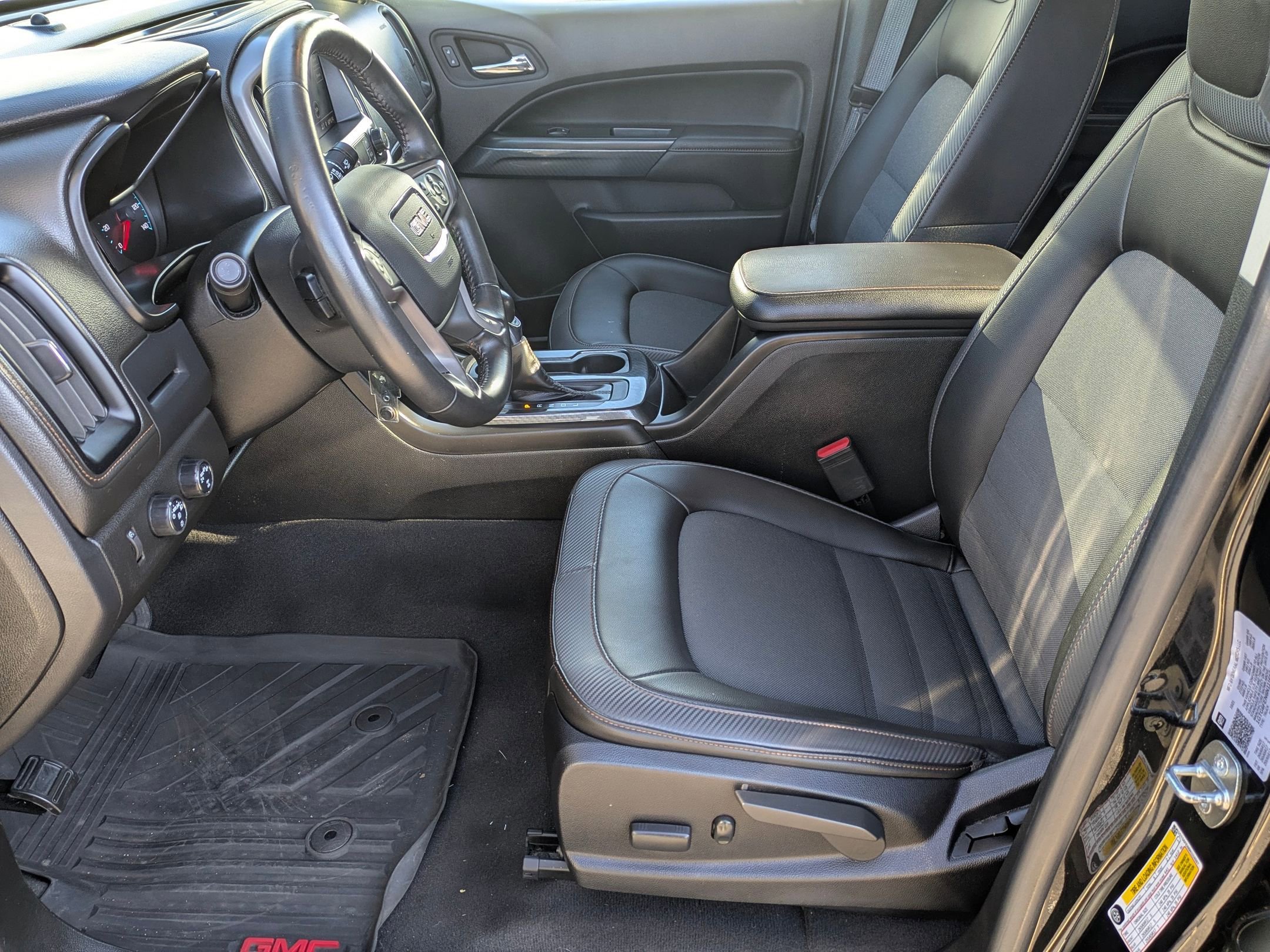 Certified 2022 GMC Canyon AT4 w/ Driver Alert Package image 9