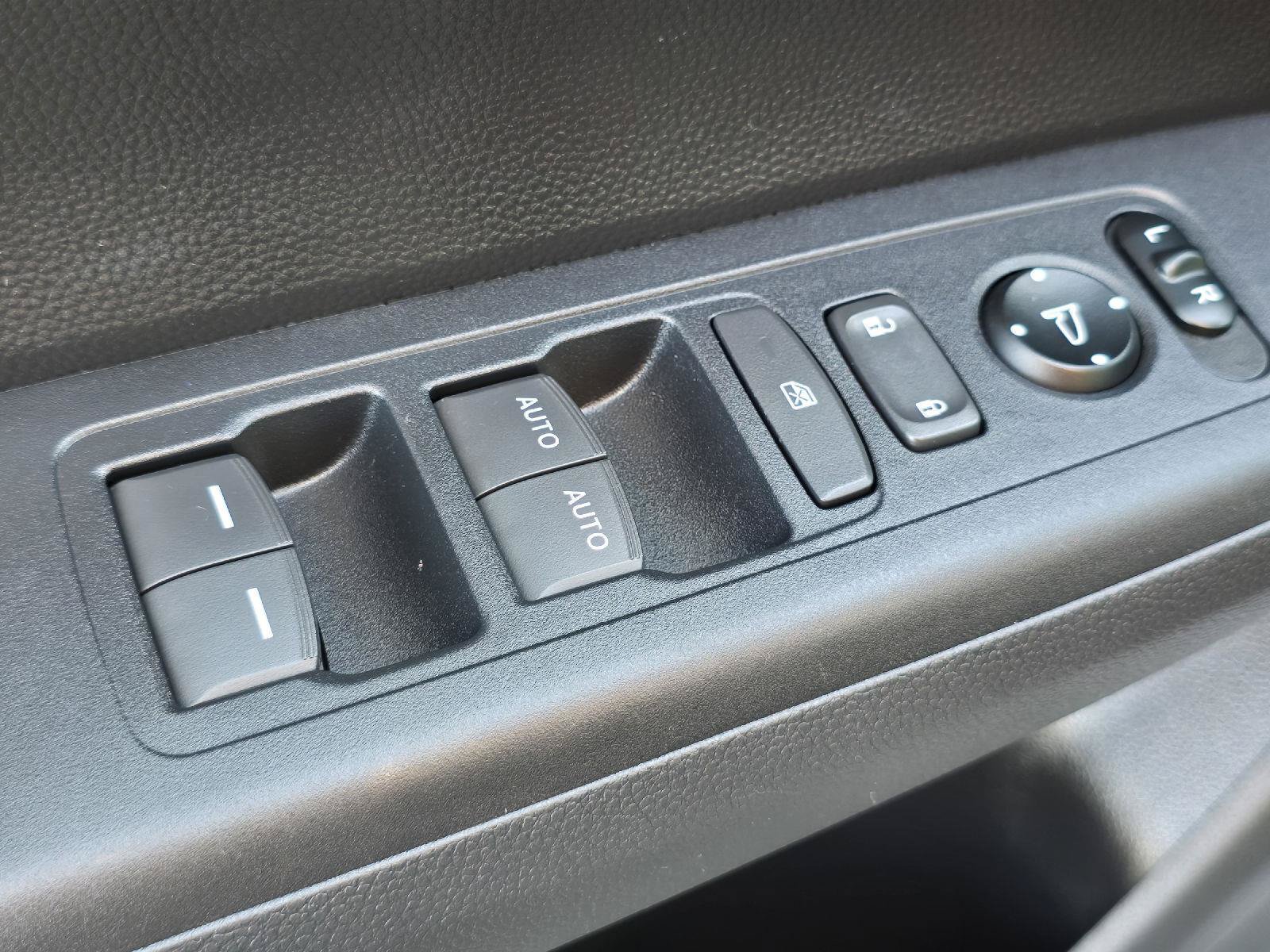 Certified 2025 Honda CR-V EX image 17
