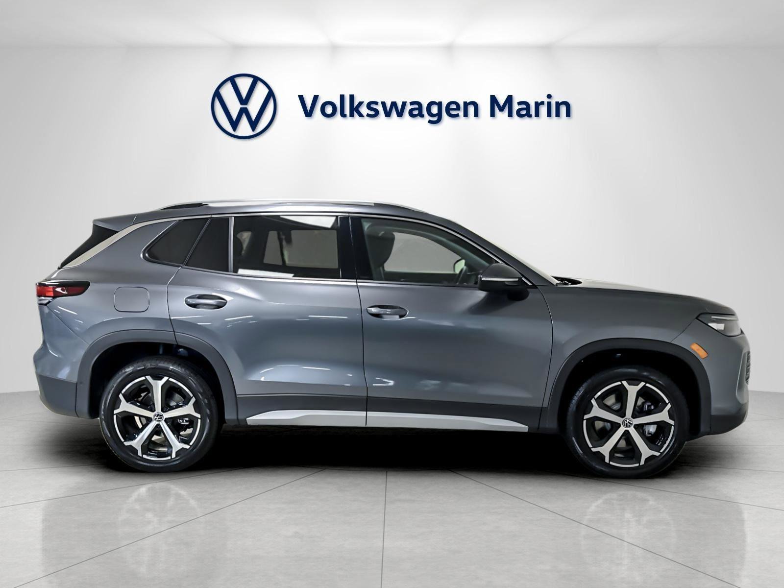 New 2026 Volkswagen Tiguan SE image 6