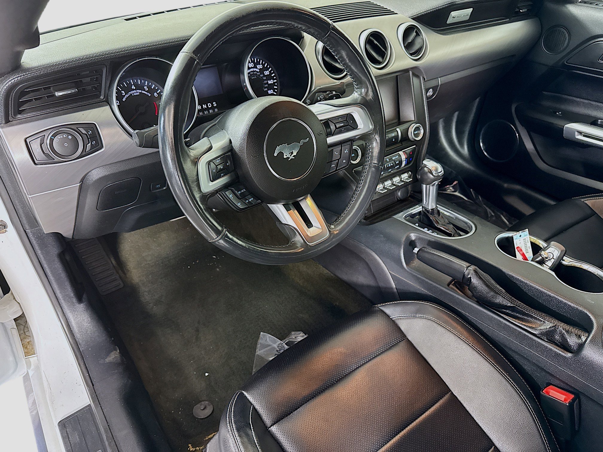 Used 2018 Ford Mustang Premium image 23