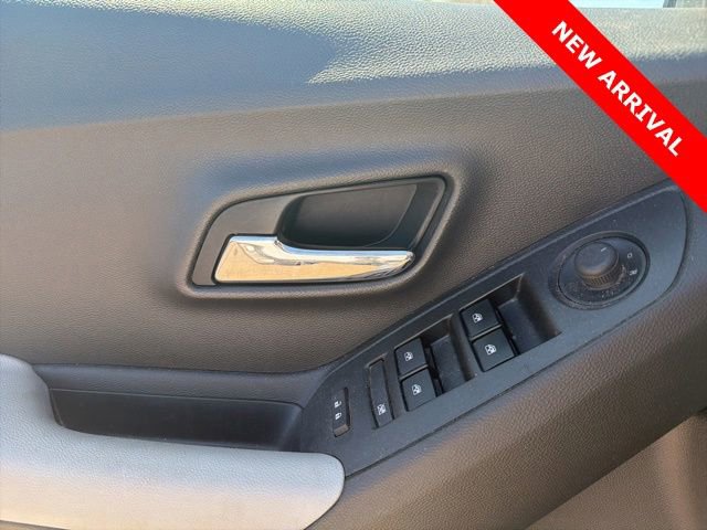 Used 2019 Chevrolet Trax LT w/ Driver Confidence Package image 13