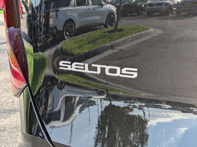 New 2027 Kia Seltos S FWD image 13