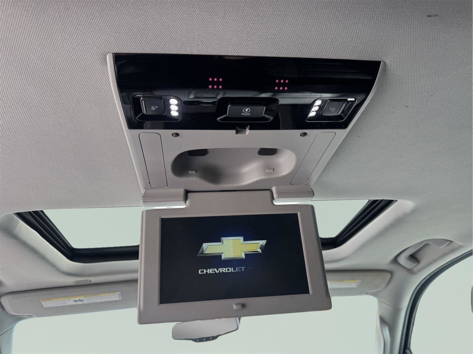 Used 2018 Chevrolet Tahoe LT image 16