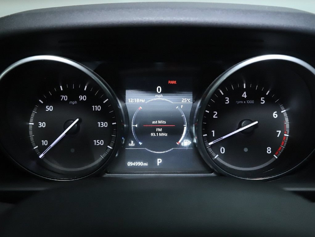 Used 2017 Land Rover Discovery SE AWD/4WD image 23