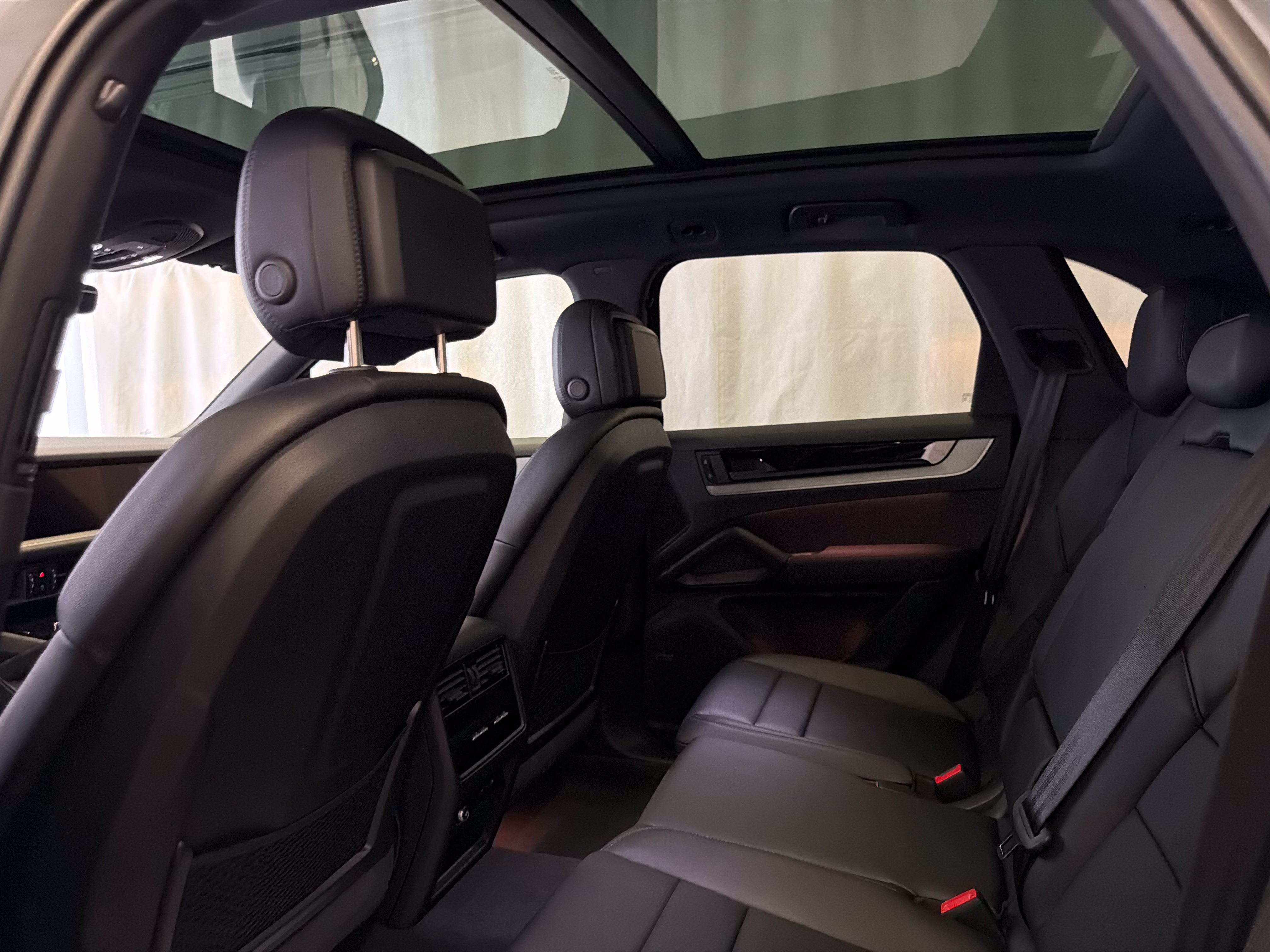 New 2027 Porsche Cayenne S AWD/4WD image 24