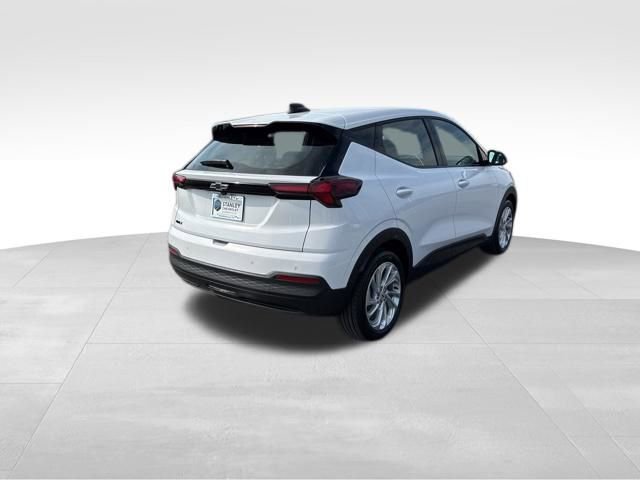 New 2027 Chevrolet Bolt LT image 5