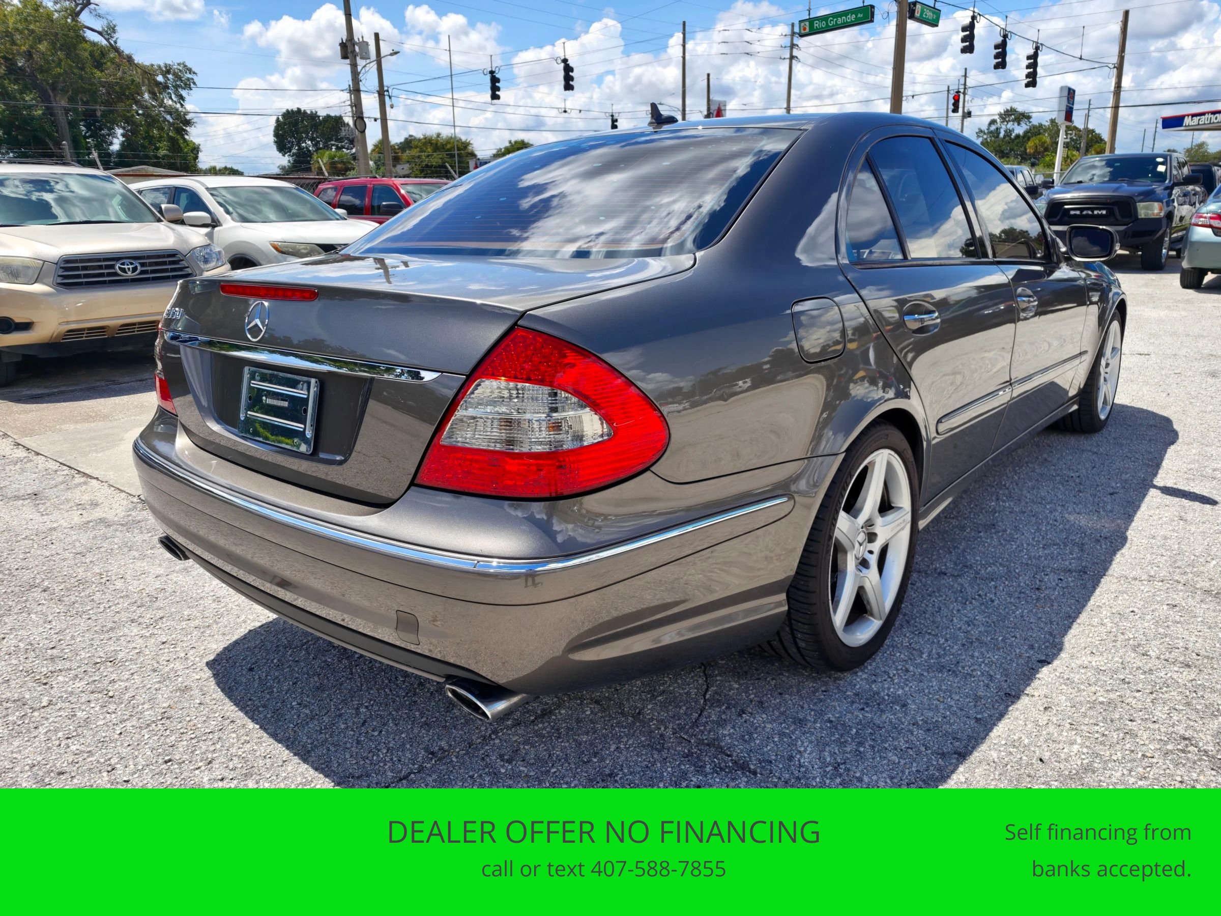 Used 2009 Mercedes-Benz E 350 Sedan image 5