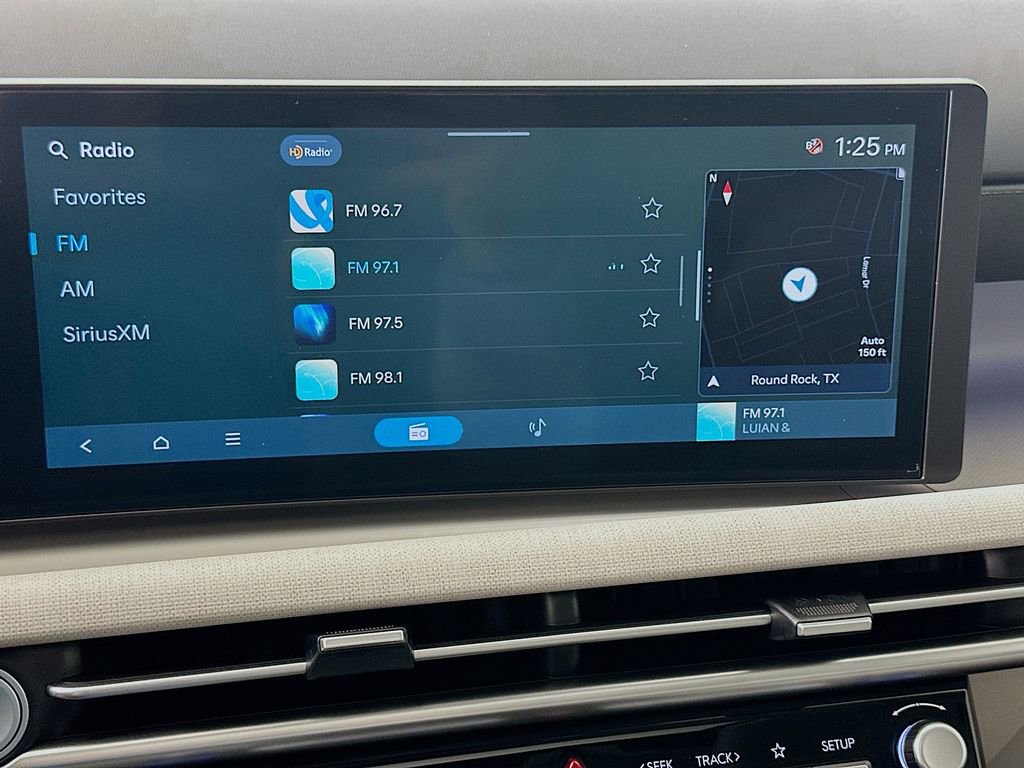 Used 2025 Hyundai Tucson SEL image 15