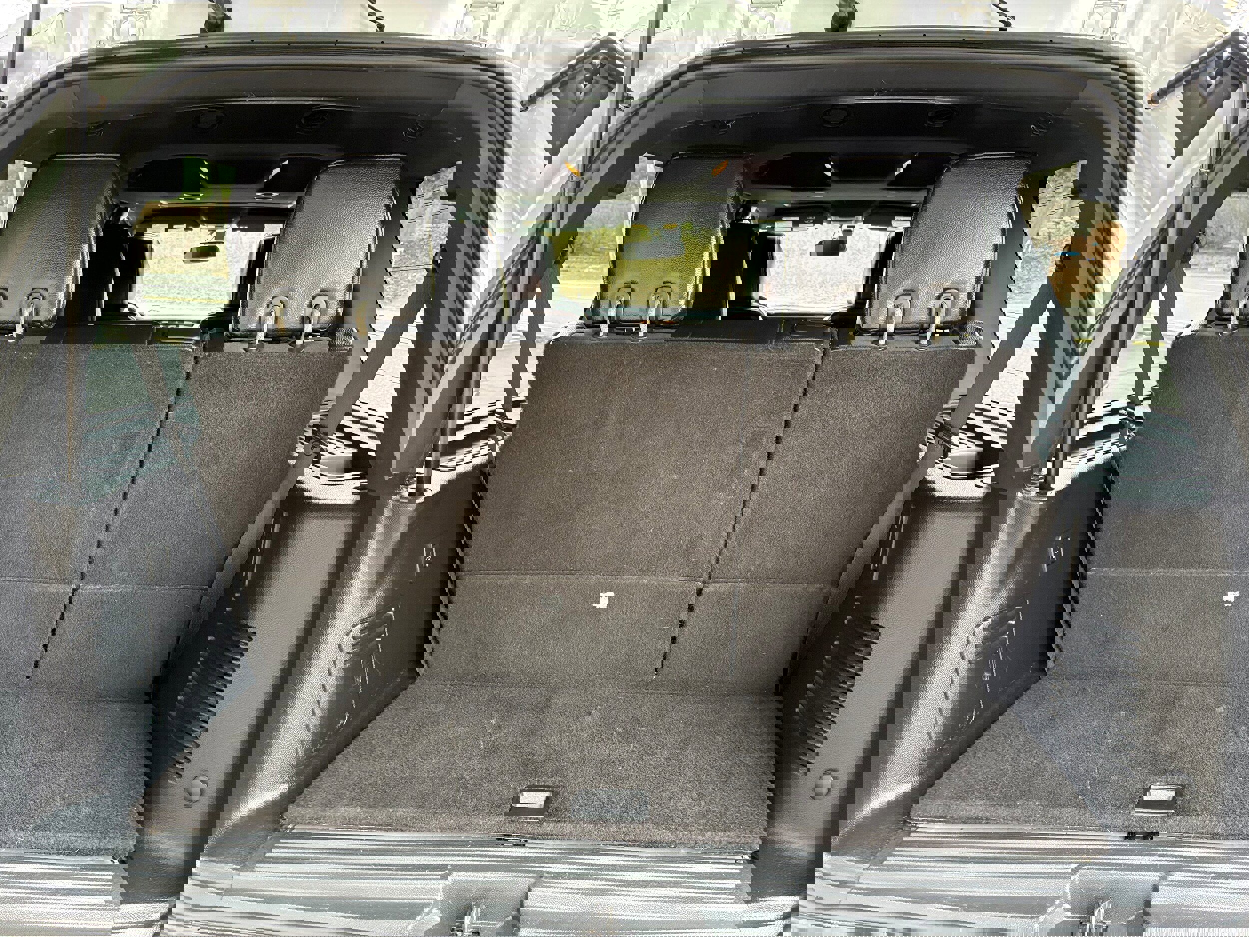 Used 2016 Ford Expedition Limited image 19