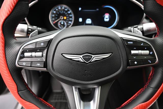 Used 2025 Genesis G70 3.3T Advanced RWD image 11